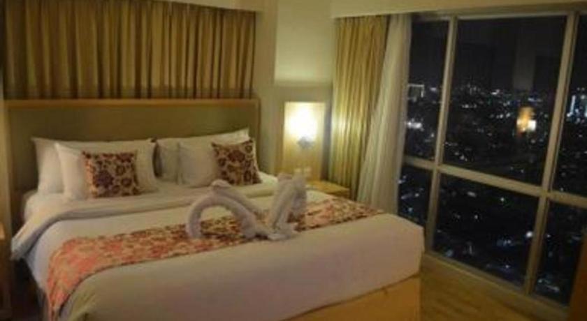 Horison Ultima Semarang Exterior foto